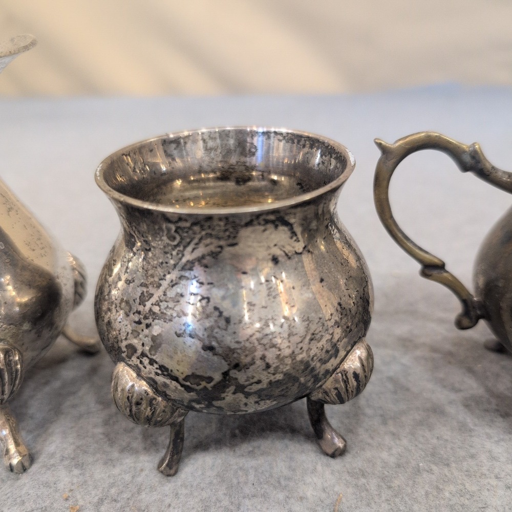 Vintage Miniature Silver Plate Tea Set Creamer Sugar Bowl Shell Feet 3pc - Picture 3 of 7